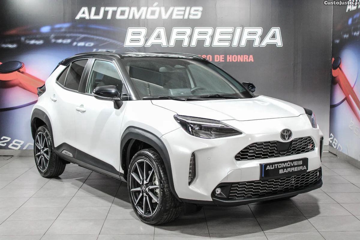 Toyota Yaris 1.5 Hybrid GR Sport - 25 — photo 2