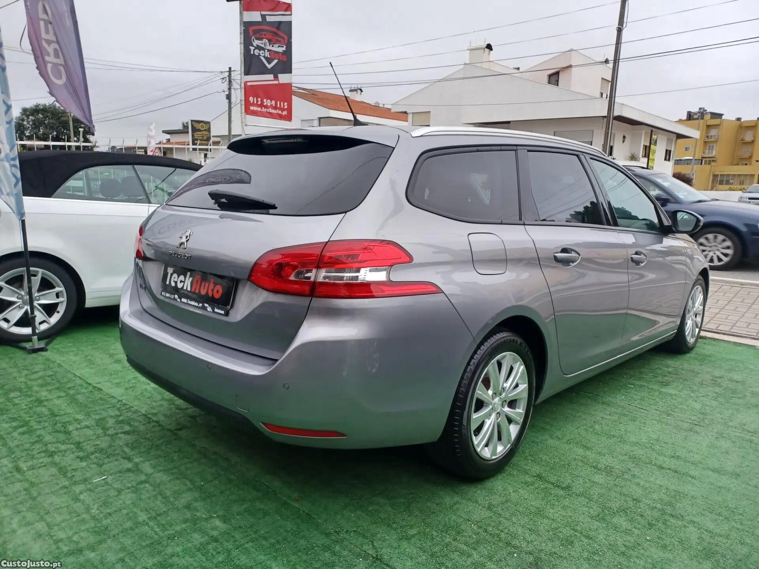 Peugeot 308 1.5 BlueHDi Style — fotografia 20