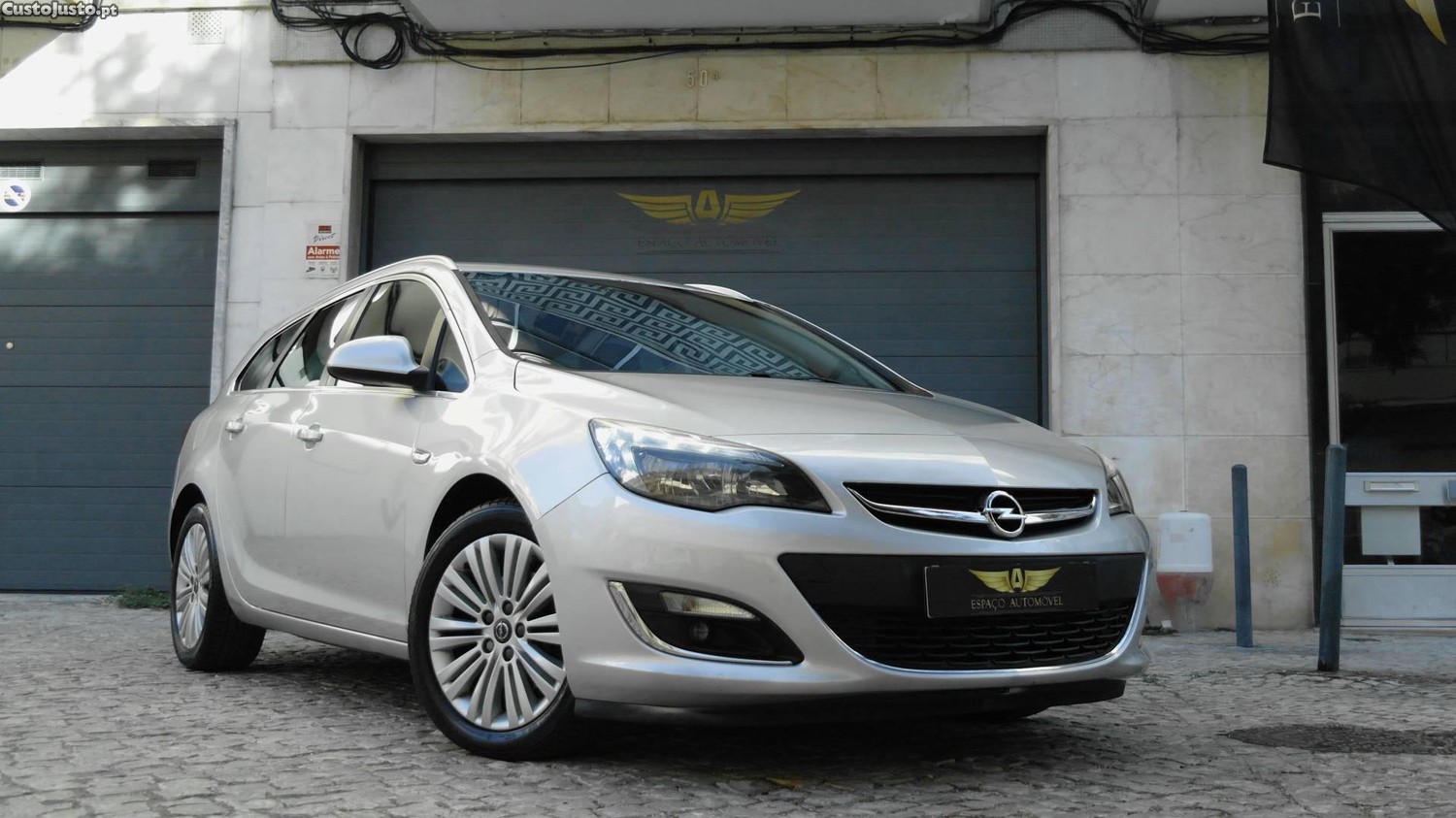 Opel Astra 1.7 CDTi Cosmo S/S — photo 2