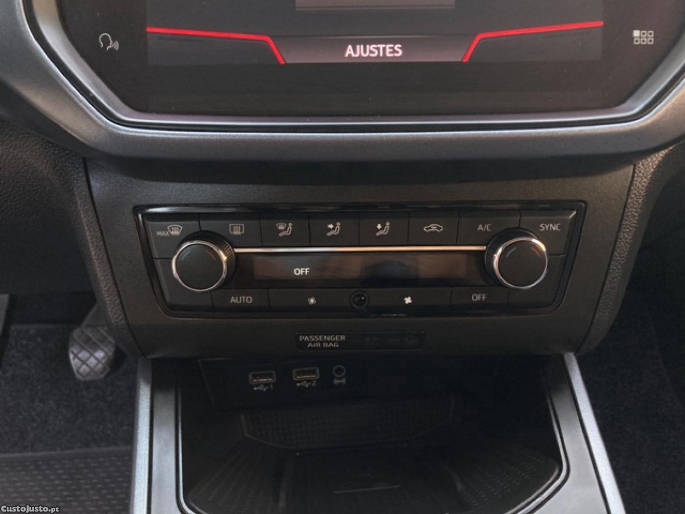 SEAT Arona 1.6 TDI Reference — fotografia 4
