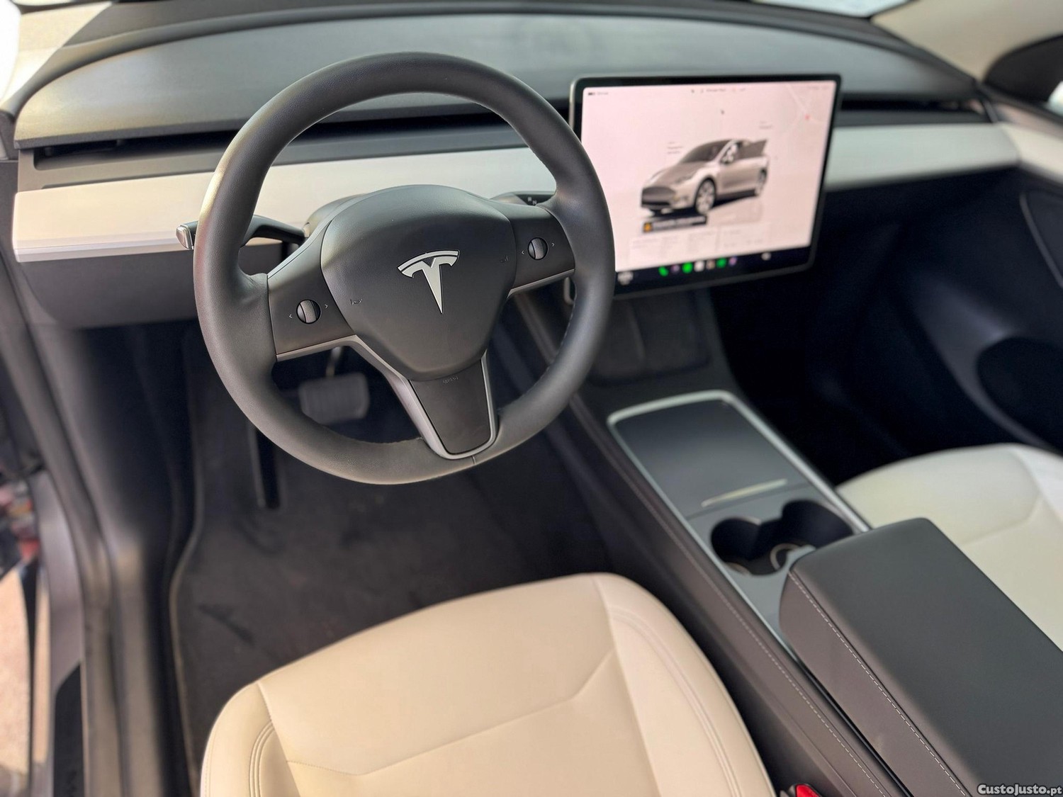 Tesla Model Y Long Range Tração Traseira — fotografia 14