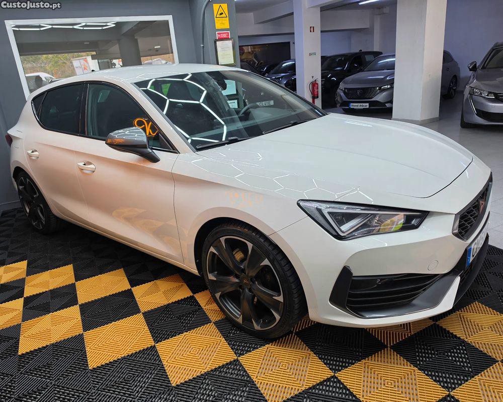 CUPRA Leon 1.4 e-Hybrid VZ DSG — photo 4