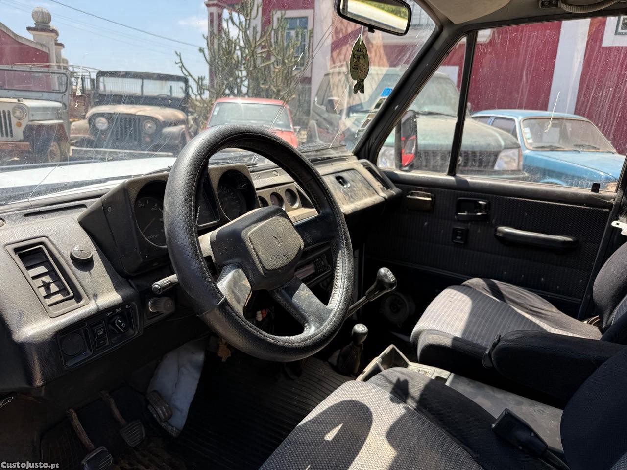 Isuzu Trooper Longo — fotografia 18