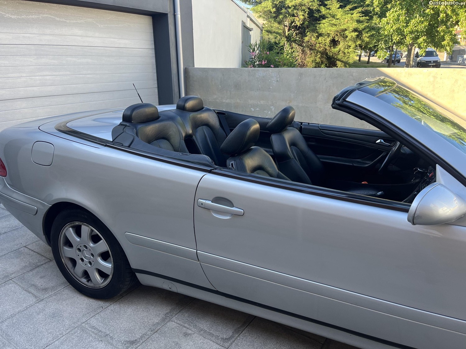 Mercedes-Benz Classe CLK Sport — fotografia 6