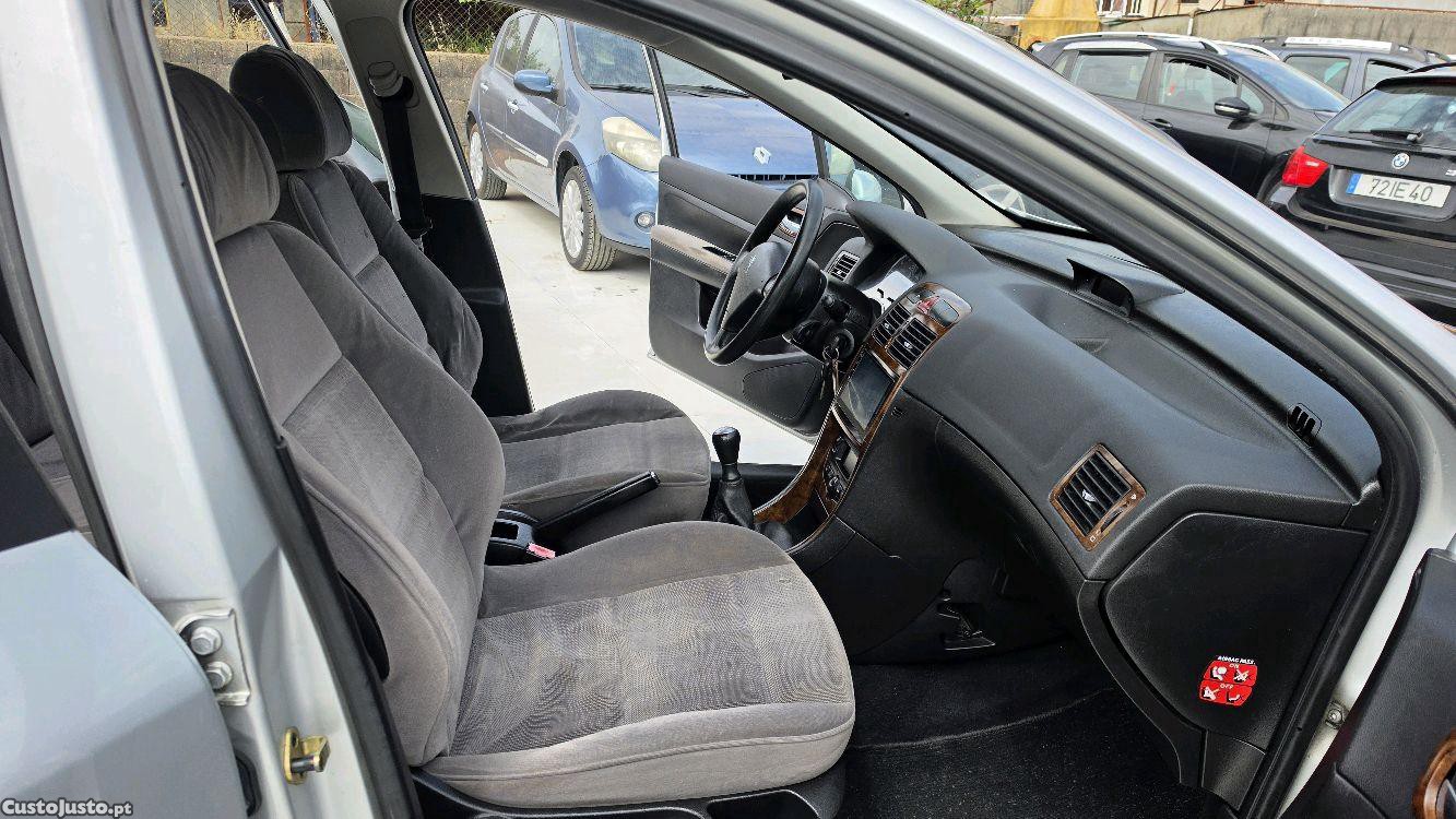 Peugeot 307 1.4 HDI — fotografia 7
