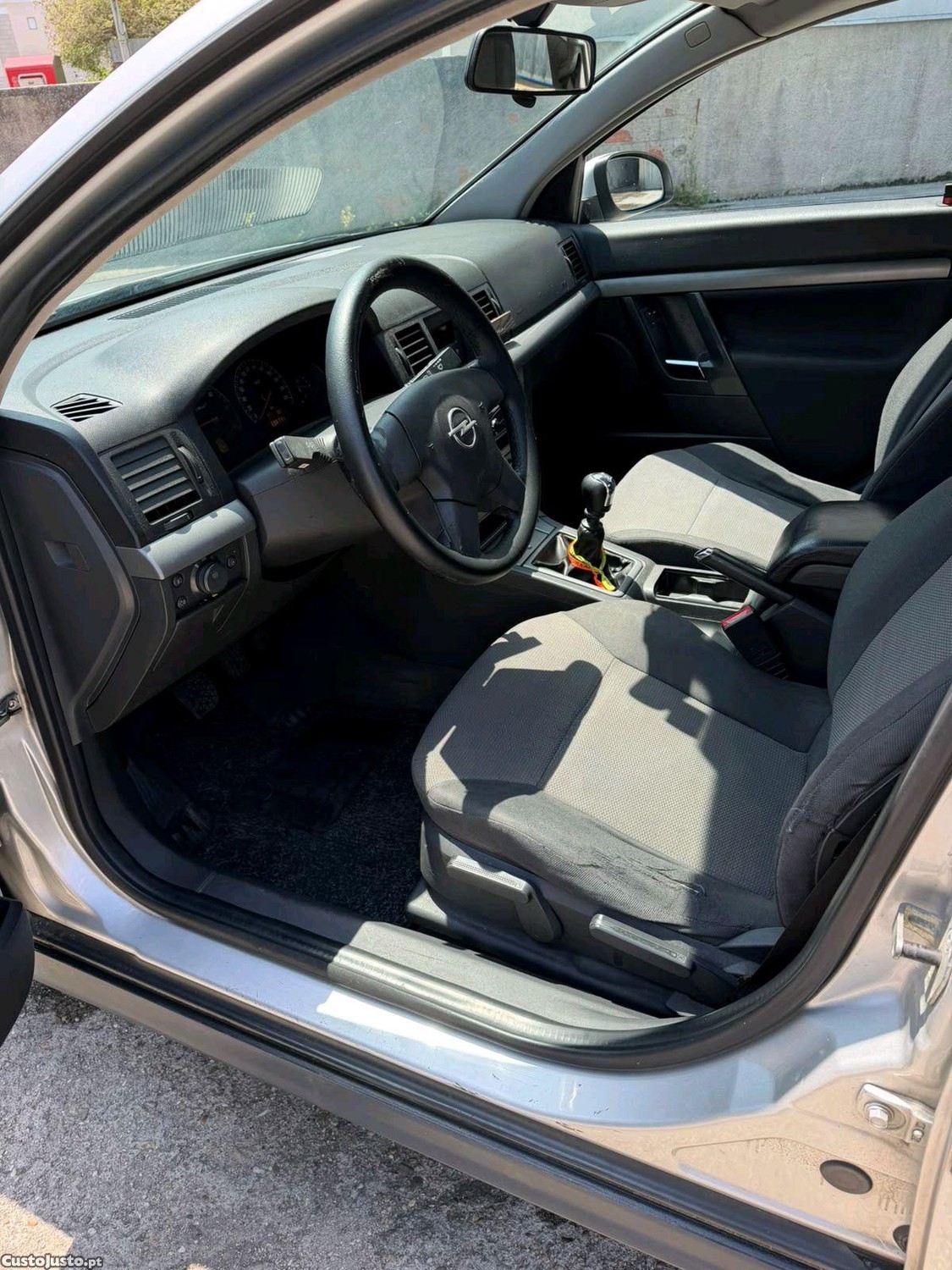 Opel Vectra 2.0 cdti — fotografia 8