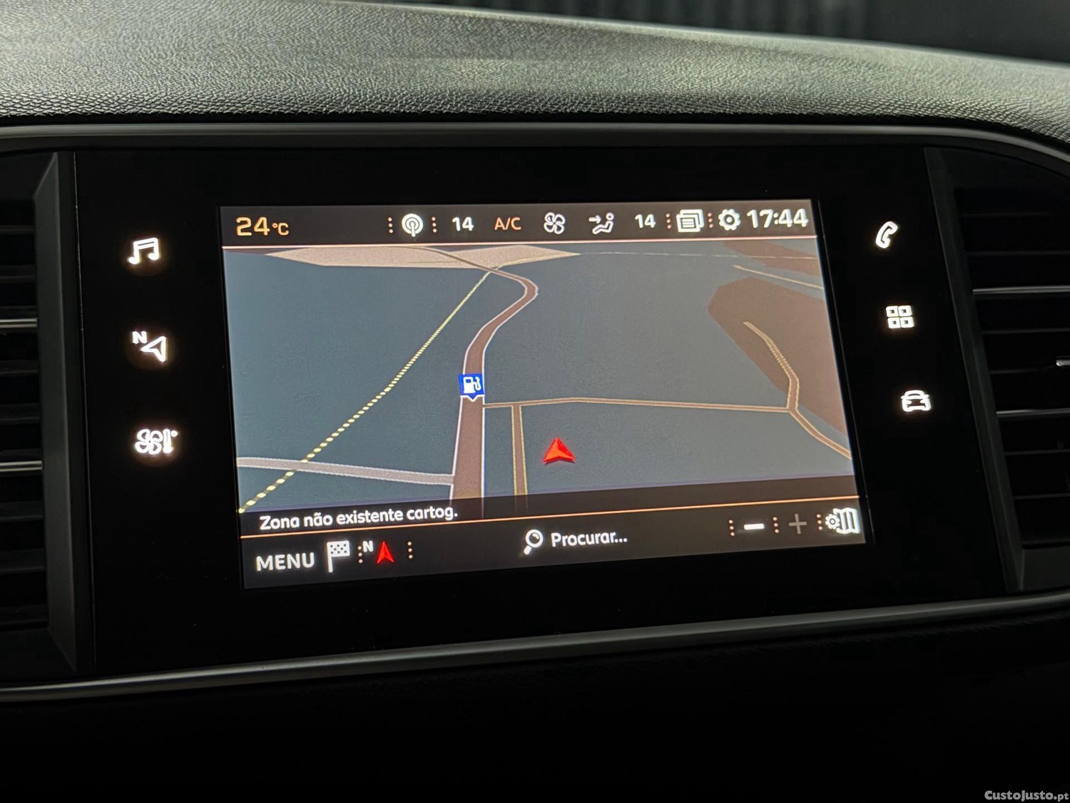Peugeot 308 SW 1.6 BlueHDi Allure — fotografia 7