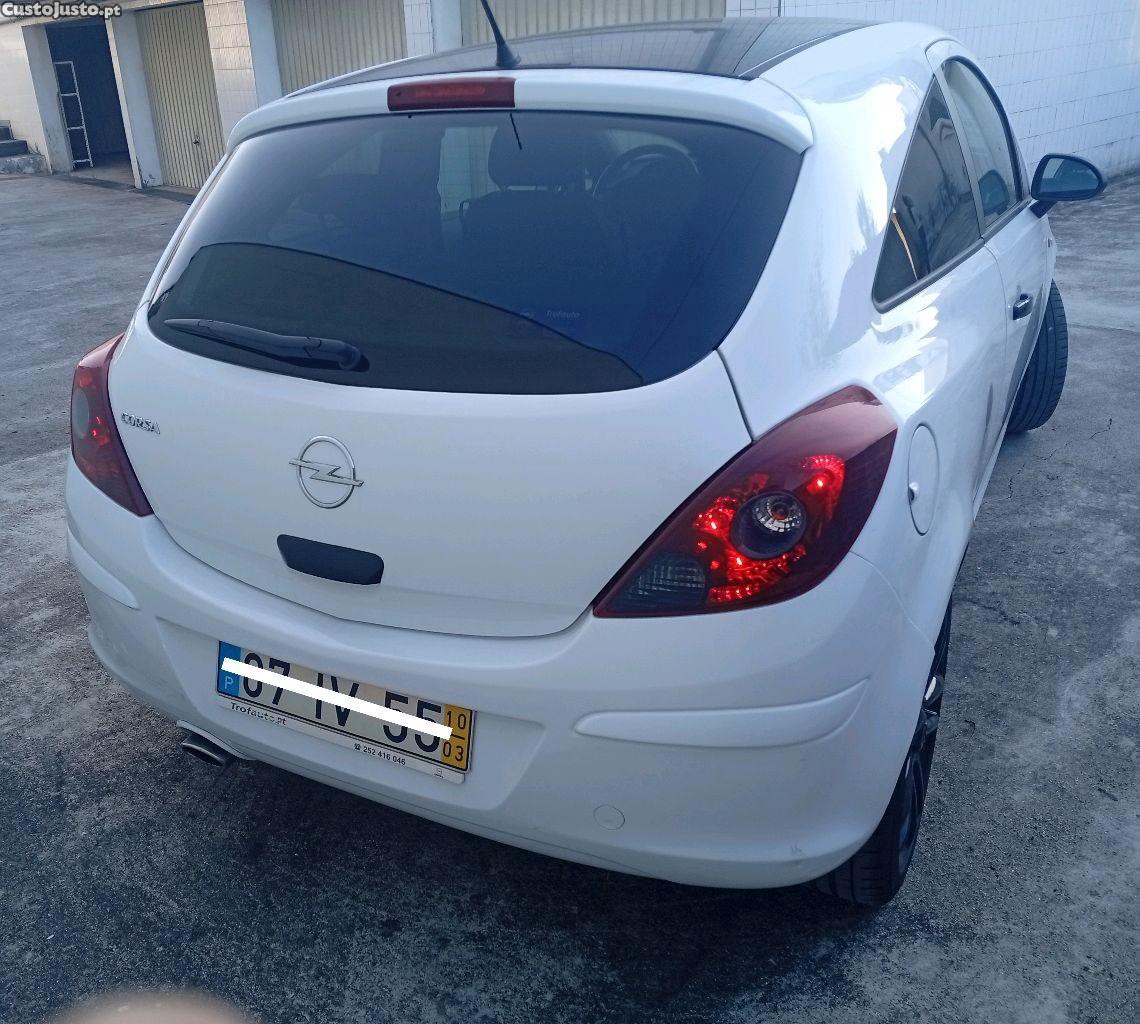 Opel Corsa Black Edition — fotografia 7