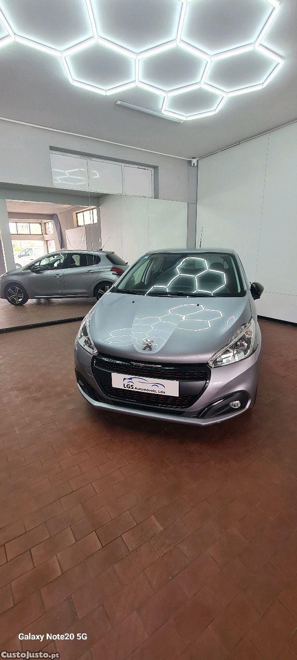 Peugeot 208 1.2 vti Puretch GT Line — fotografia 8