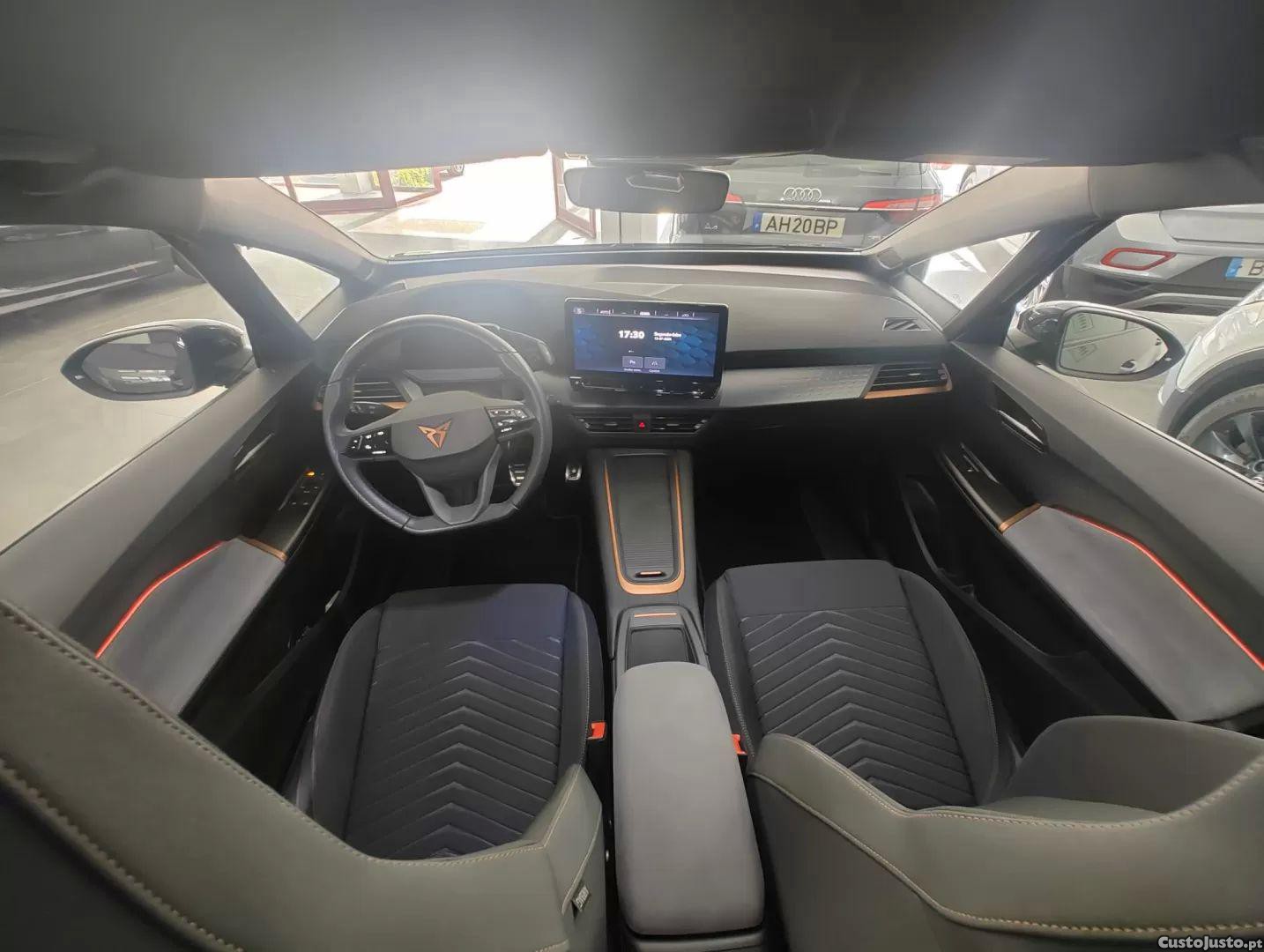 CUPRA Born 58 kwh plus — fotografia 9