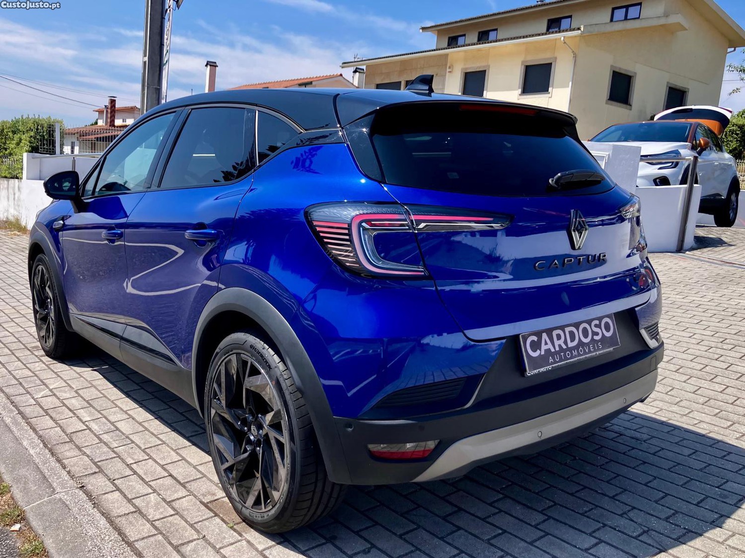 Renault Captur E-Tech Hybrid Esprit Alpine 145 CV — fotografia 9
