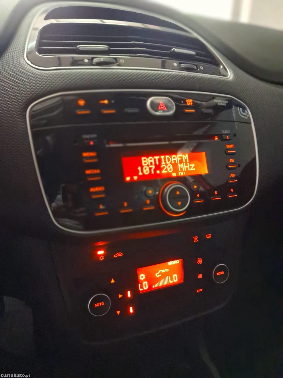 Fiat Punto 1.2 Lounge S&S — fotografia 3