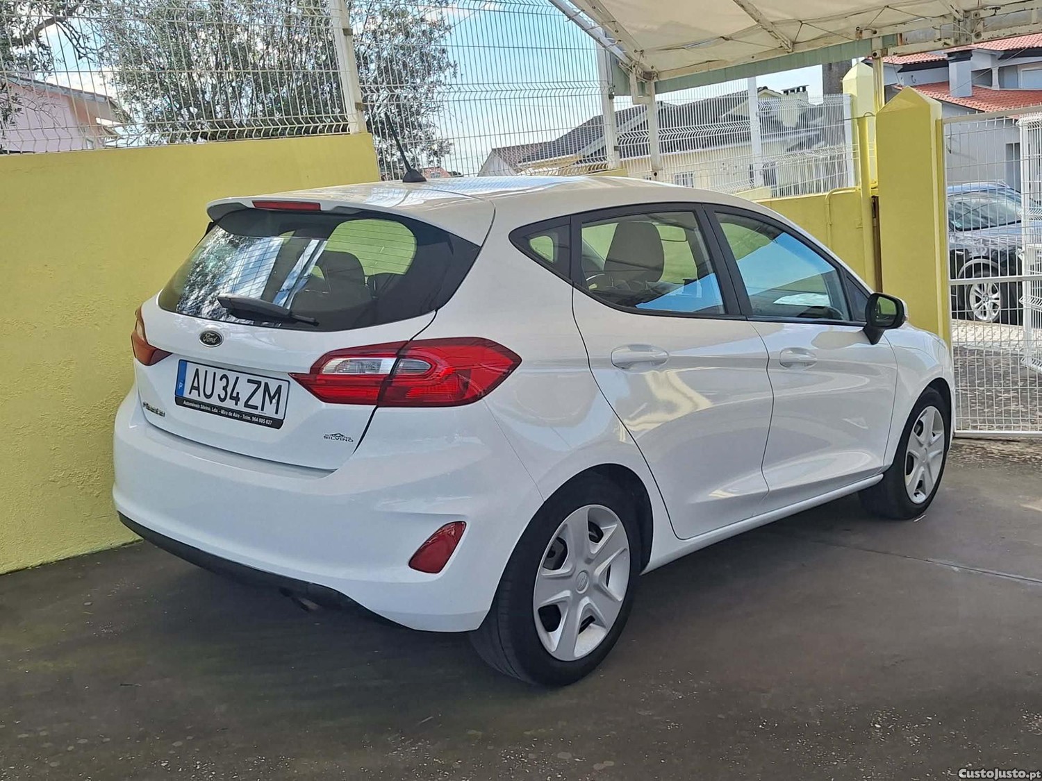 Ford Fiesta 1.1 VCT Business — fotografia 7
