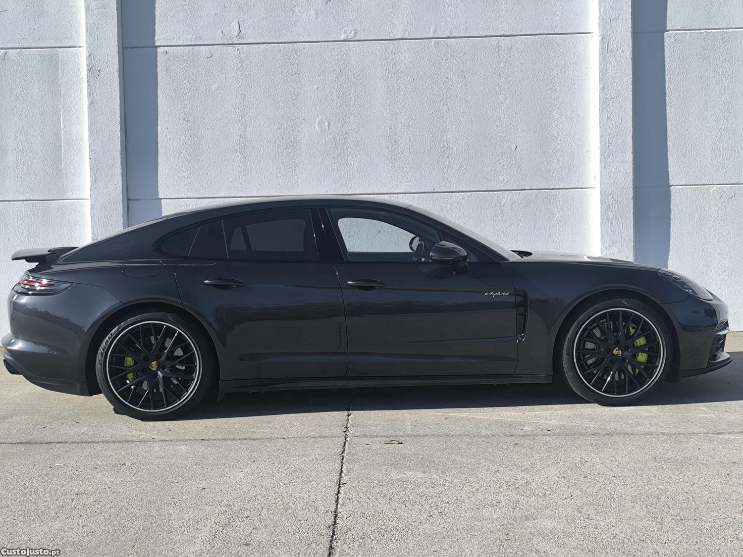 Porsche Panamera 4 E-Hybrid Executive — photo 5