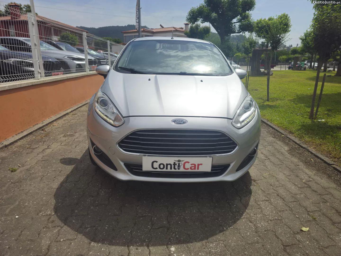 Ford Fiesta 1.5 tdci titanium — fotografia 11