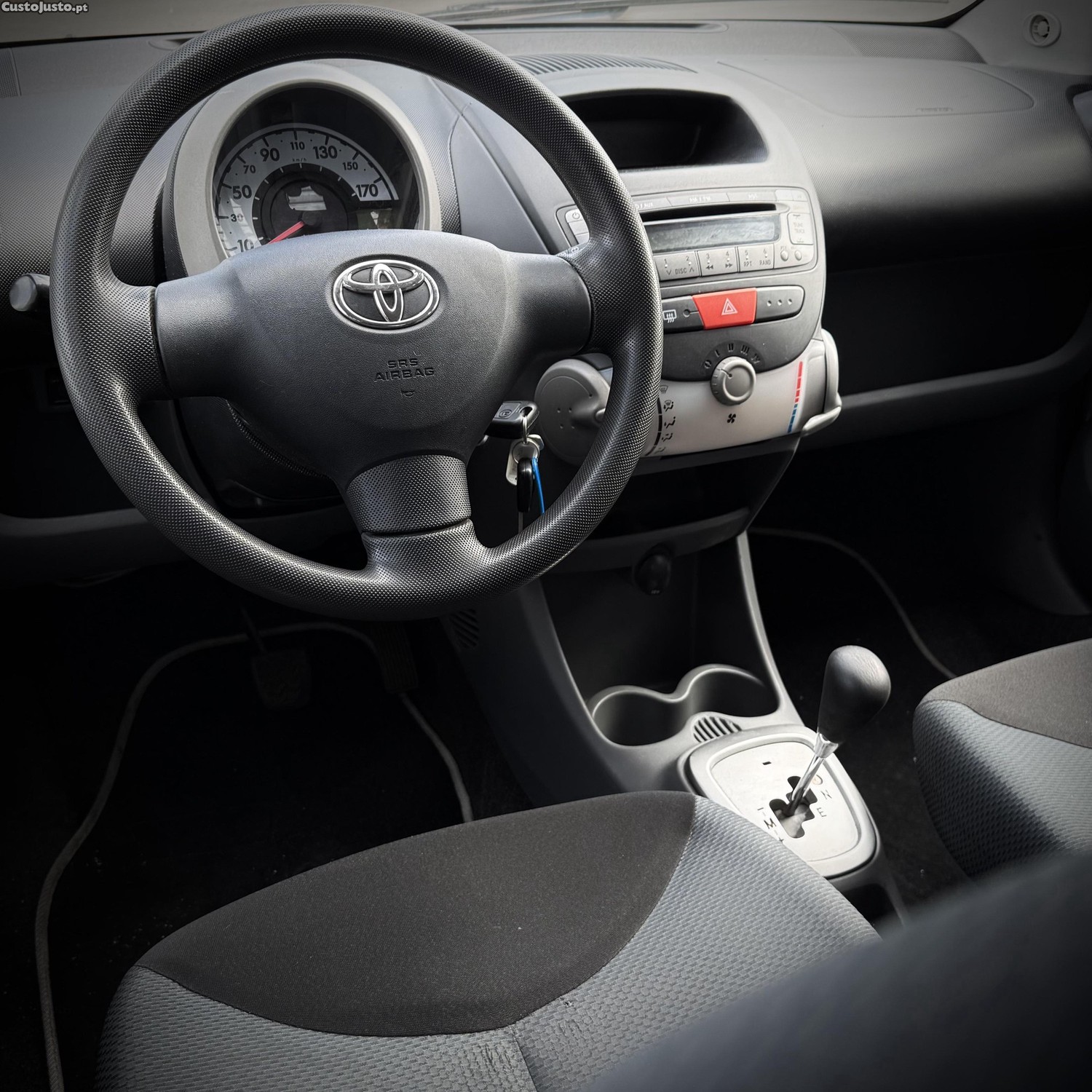 Toyota Aygo 1.0Caixa Automática — fotografia 7