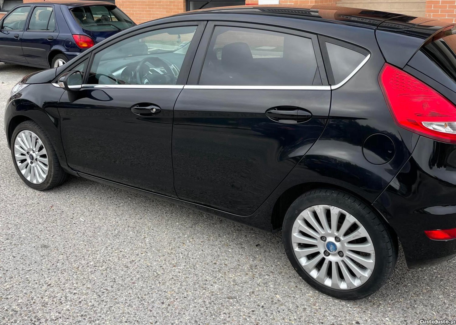 Ford Fiesta 1600 TDCI TITANIUM — fotografia 9