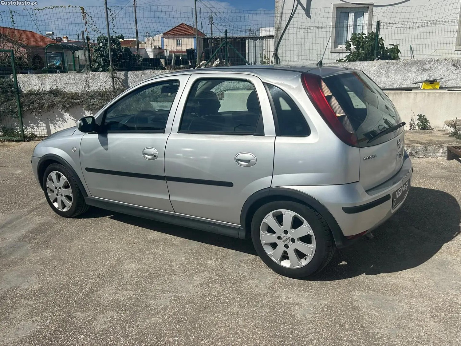 Opel Corsa 1.3 CDTi Silver — fotografia 15