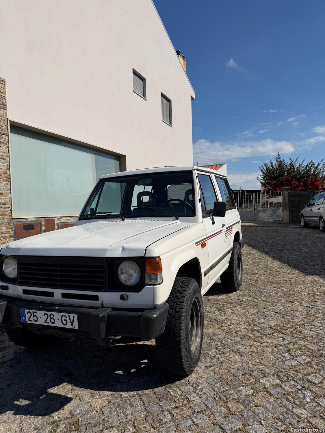 Mitsubishi Pajero 2.5 — photo 2