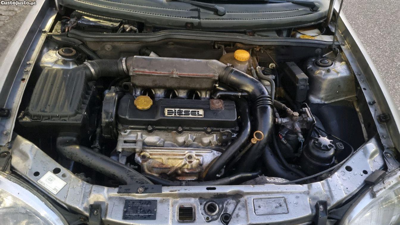 Opel Corsa 1 5 TD — fotografia 5