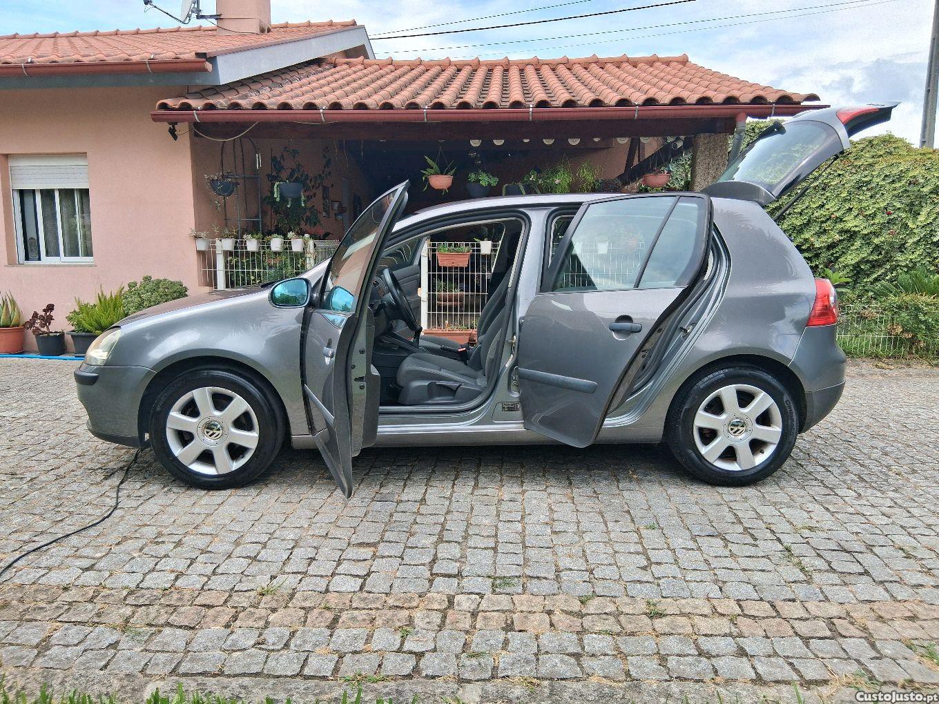 Volkswagen Golf 1.4 gasolina nacional — fotografia 7