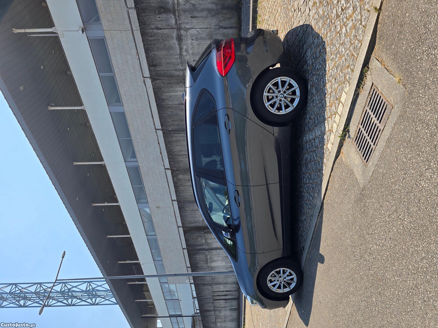BMW 214 Active Tourer — fotografia 4