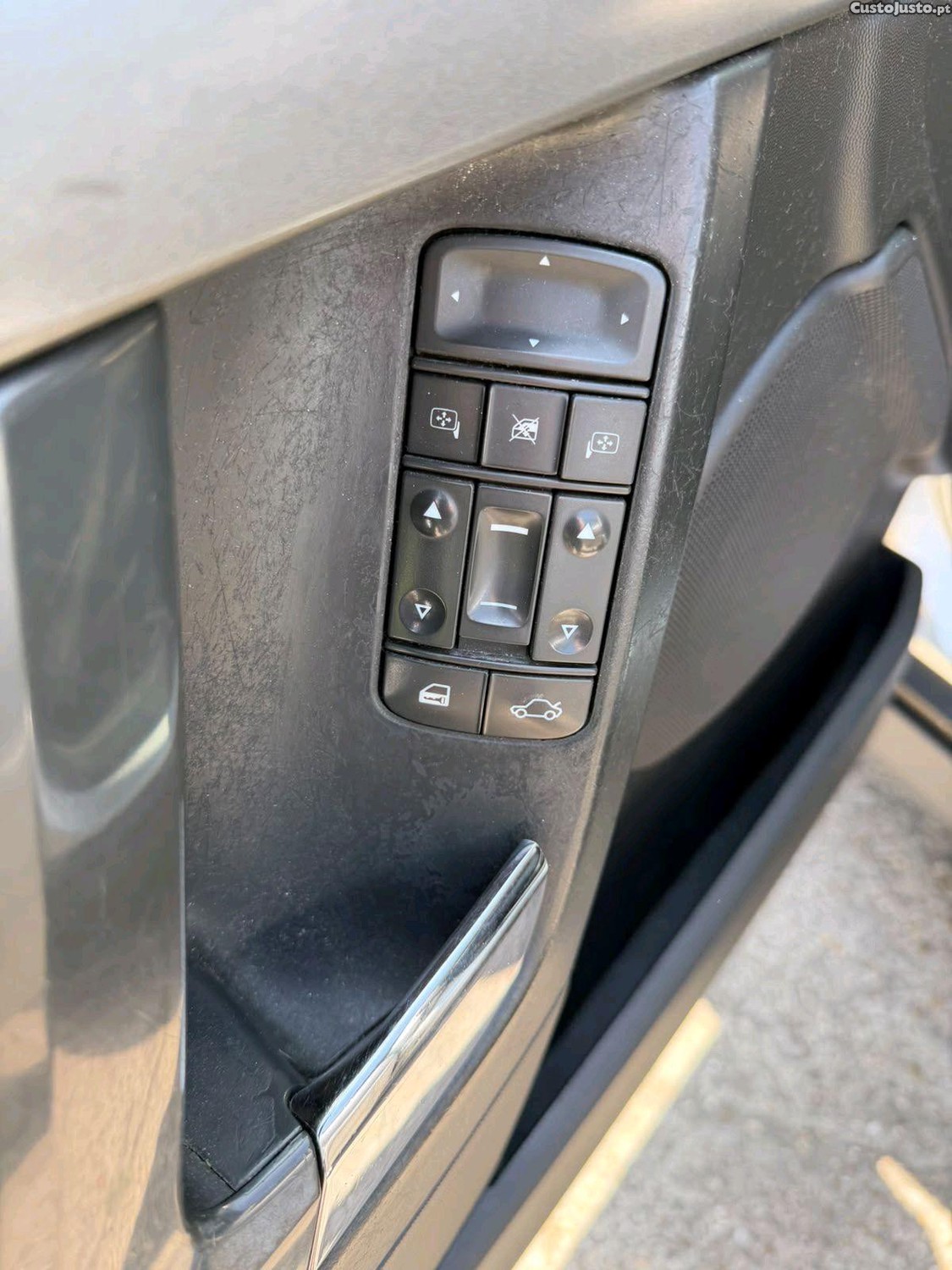 Opel Vectra 2.0 cdti — fotografia 7