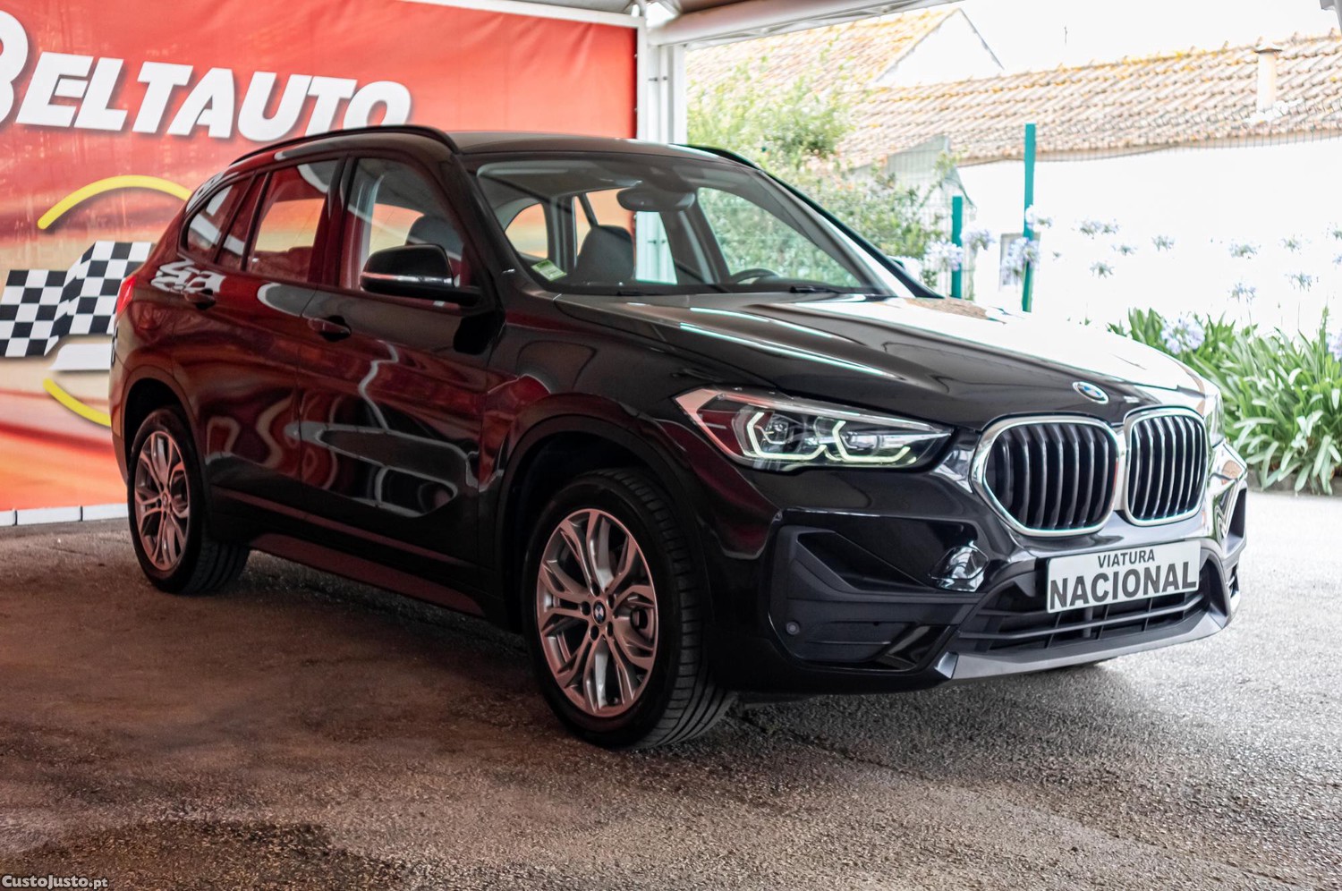 BMW X1 16 D sDrive Auto — fotografia 22