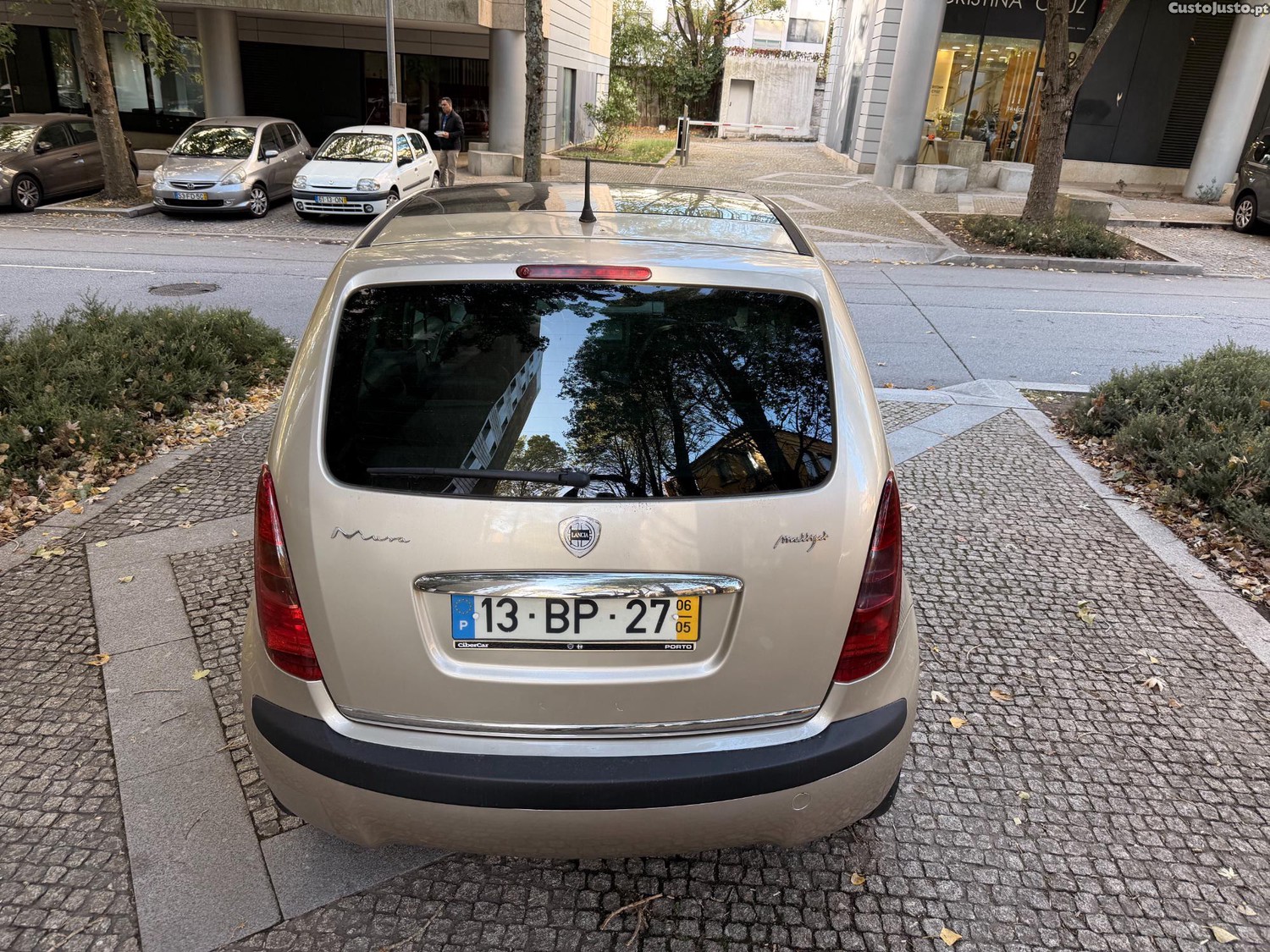 Lancia Musa 1.3  16V M-jet Oro Executive — photo 4