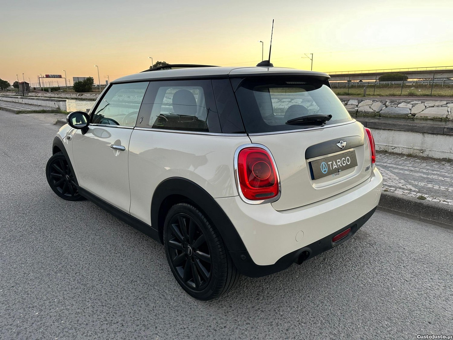 MINI One Auto — fotografia 9