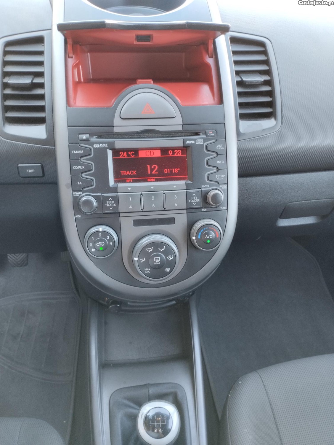 Kia Soul 1.6 CRDI 128cv (SUV) - NACIONAL - 160.000kms - C/ Garantia — fotografia 8
