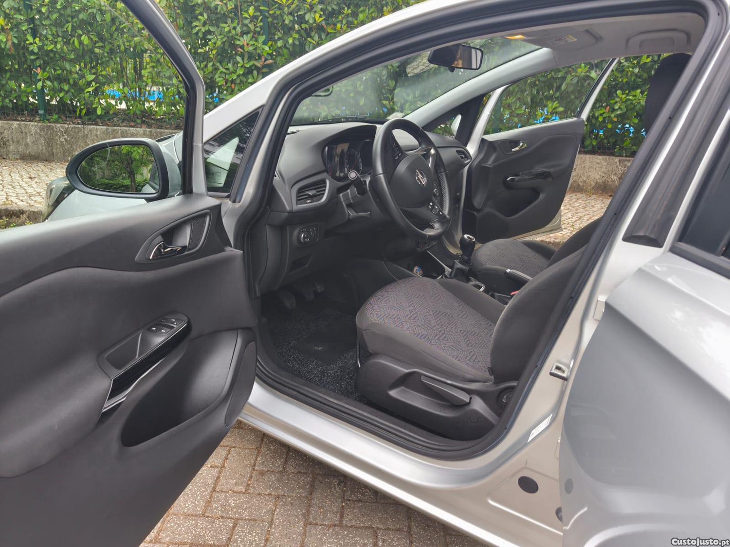 Opel Corsa 1.3 CDTI — fotografia 2