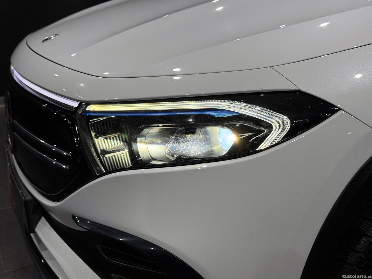 Mercedes-Benz EQA AMG Line — fotografia 10