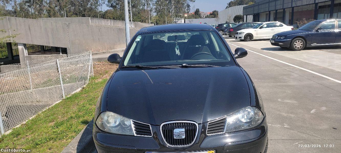 SEAT Ibiza 1400tdi — fotografia 9