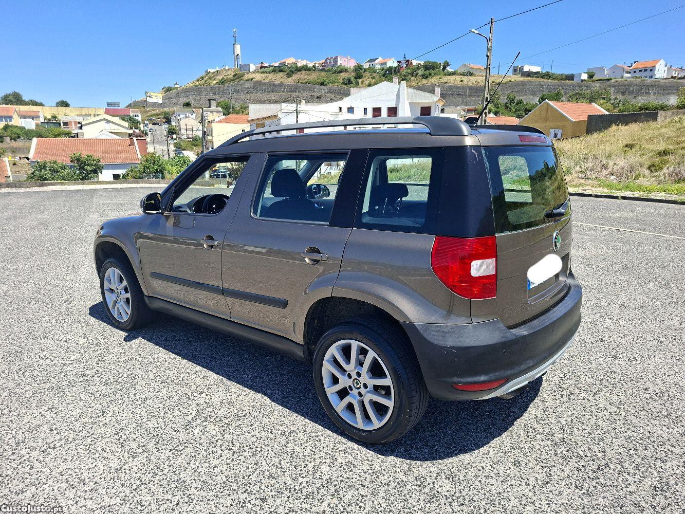 Skoda Yeti 1.2 Elegance 105cv c/ Revisão — fotografia 8