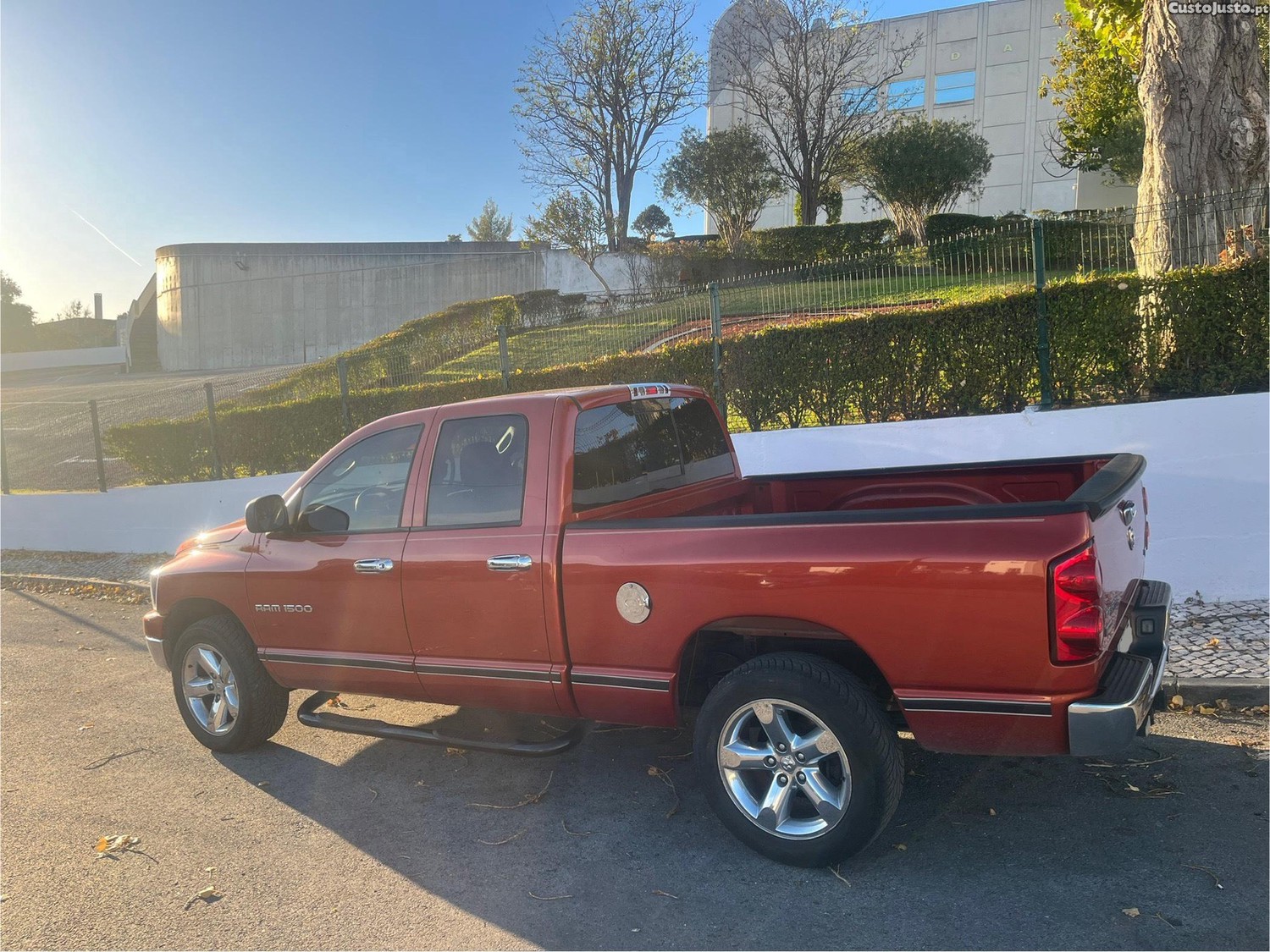 Dodge RAM 1500 Big Horn 4.7 V8 235cv — fotografia 6