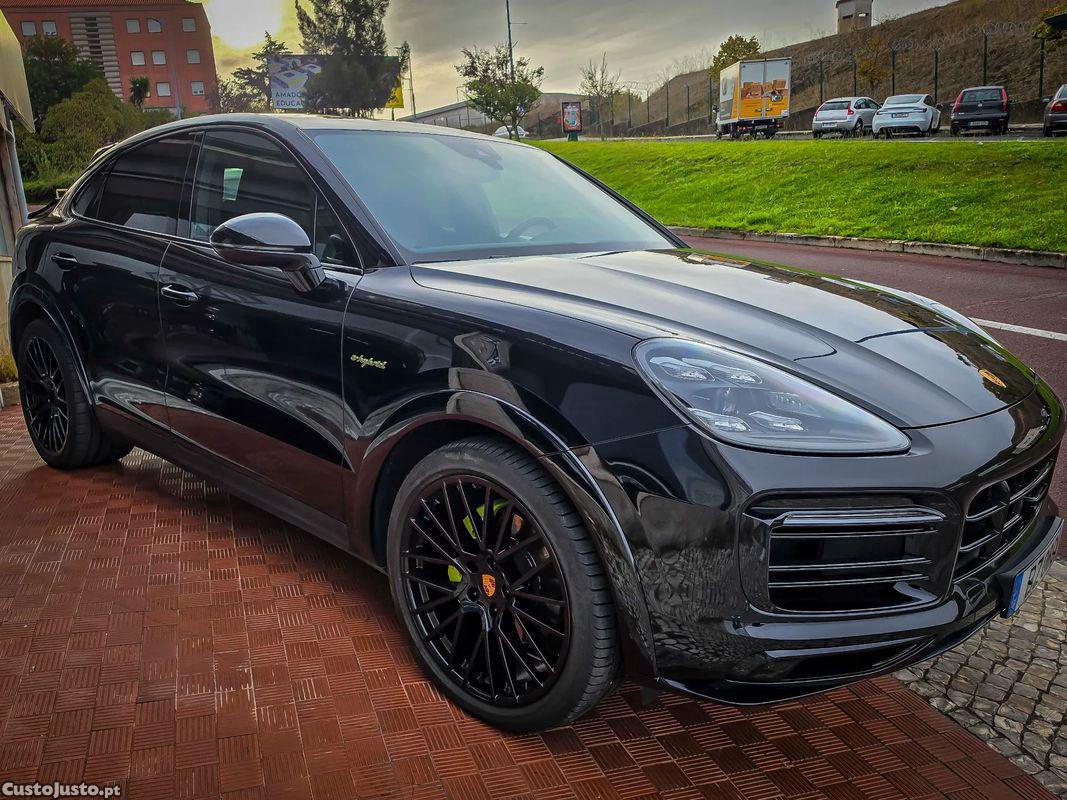 Porsche Cayenne Coupé E-Hybrid — photo 4