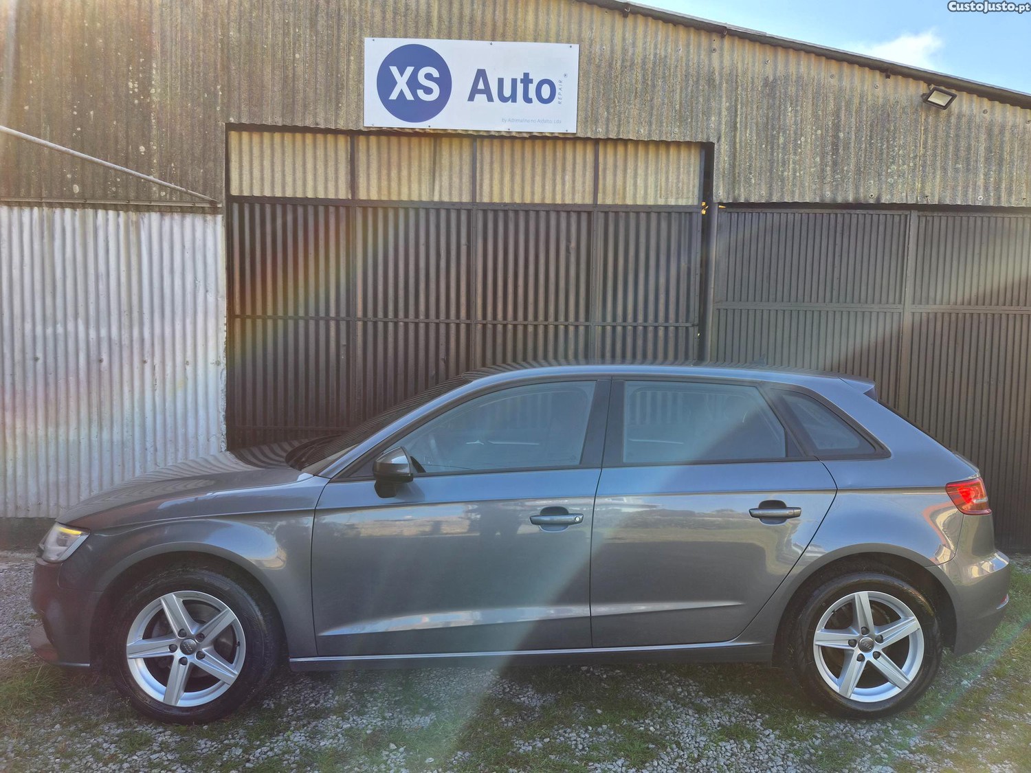 Audi A3 30 Tdi Sportback - 19 — photo 3