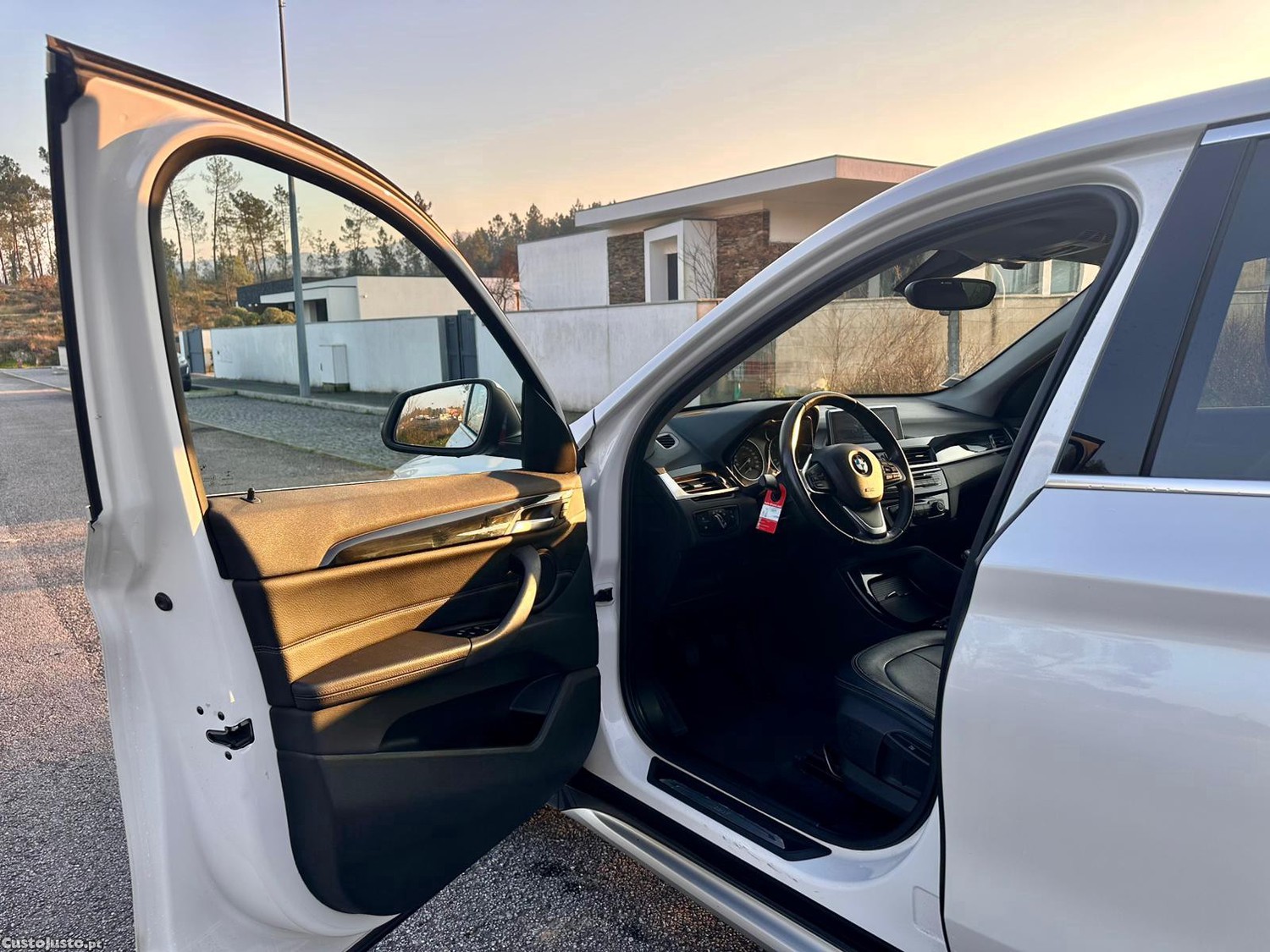 BMW X1 SDrive 16d MUITO BOM Estado — fotografia 7