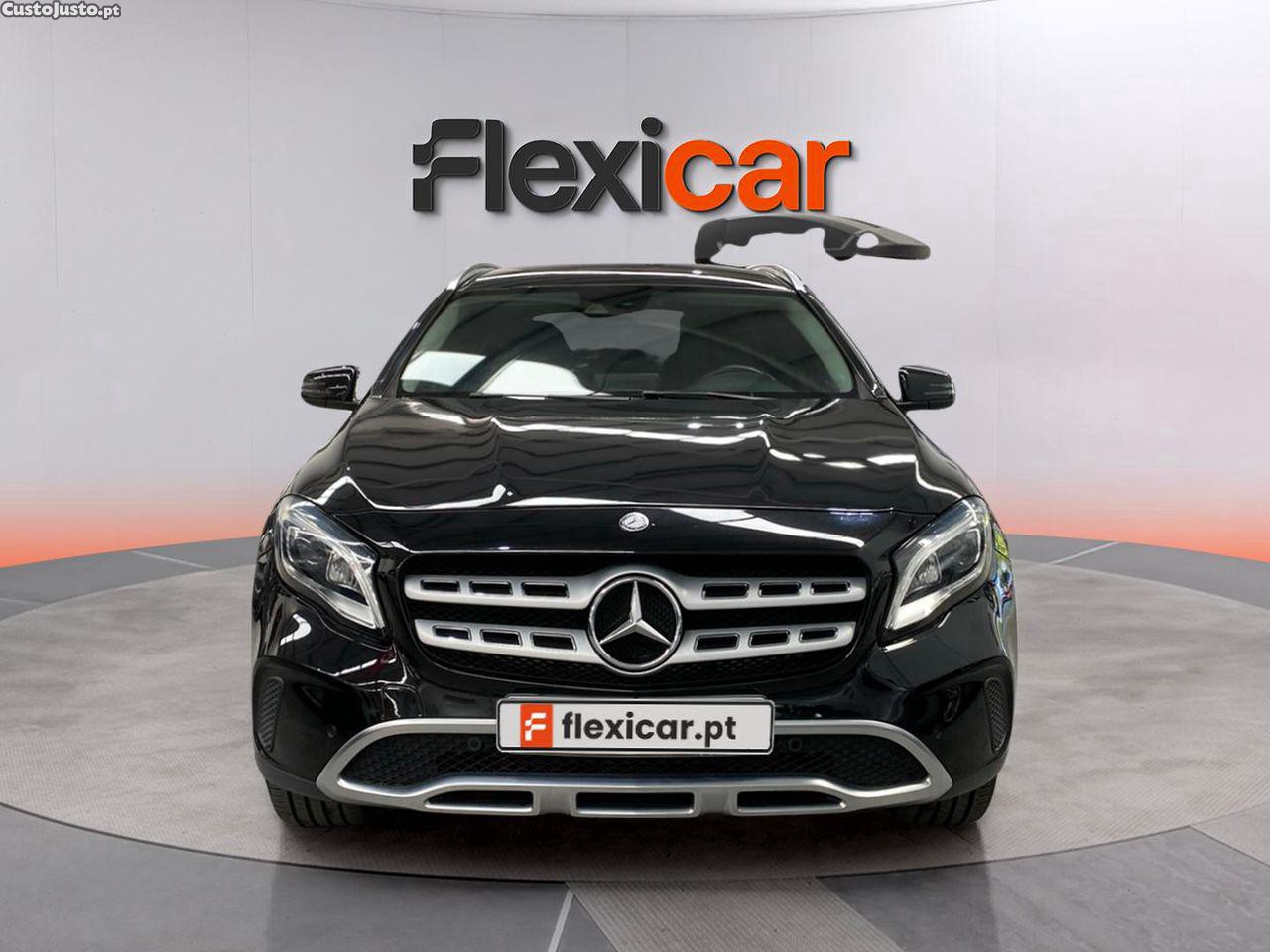 Mercedes-Benz GLA 180 d Urban — photo 2