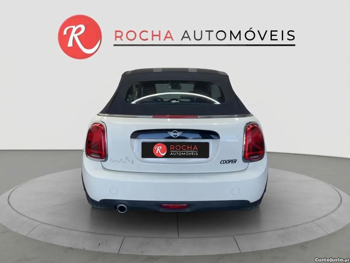 MINI Cabrio Cooper Auto - 18 — photo 4