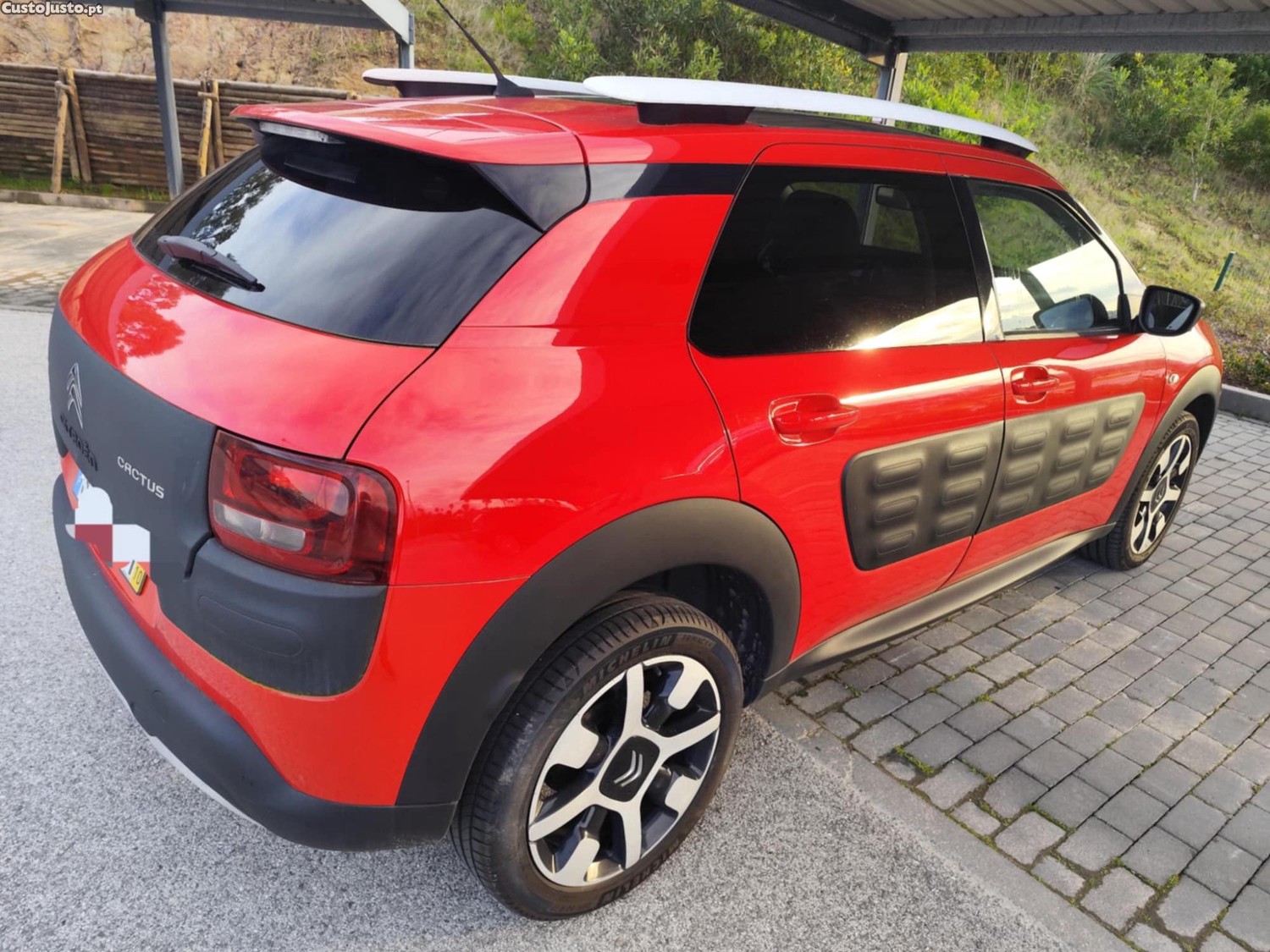 Citroën C4 CACTUS 1.6 DIESEL — fotografia 2