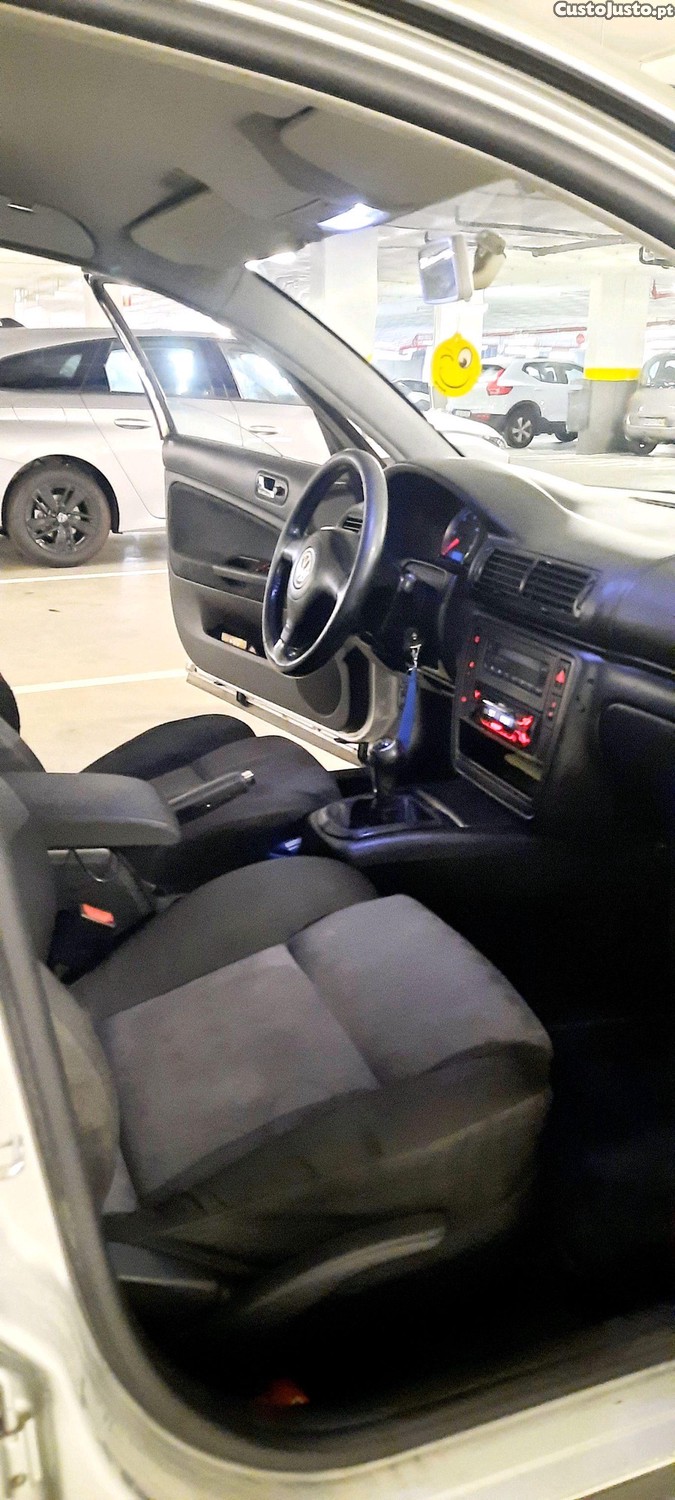 Volkswagen Passat Highline — fotografia 3