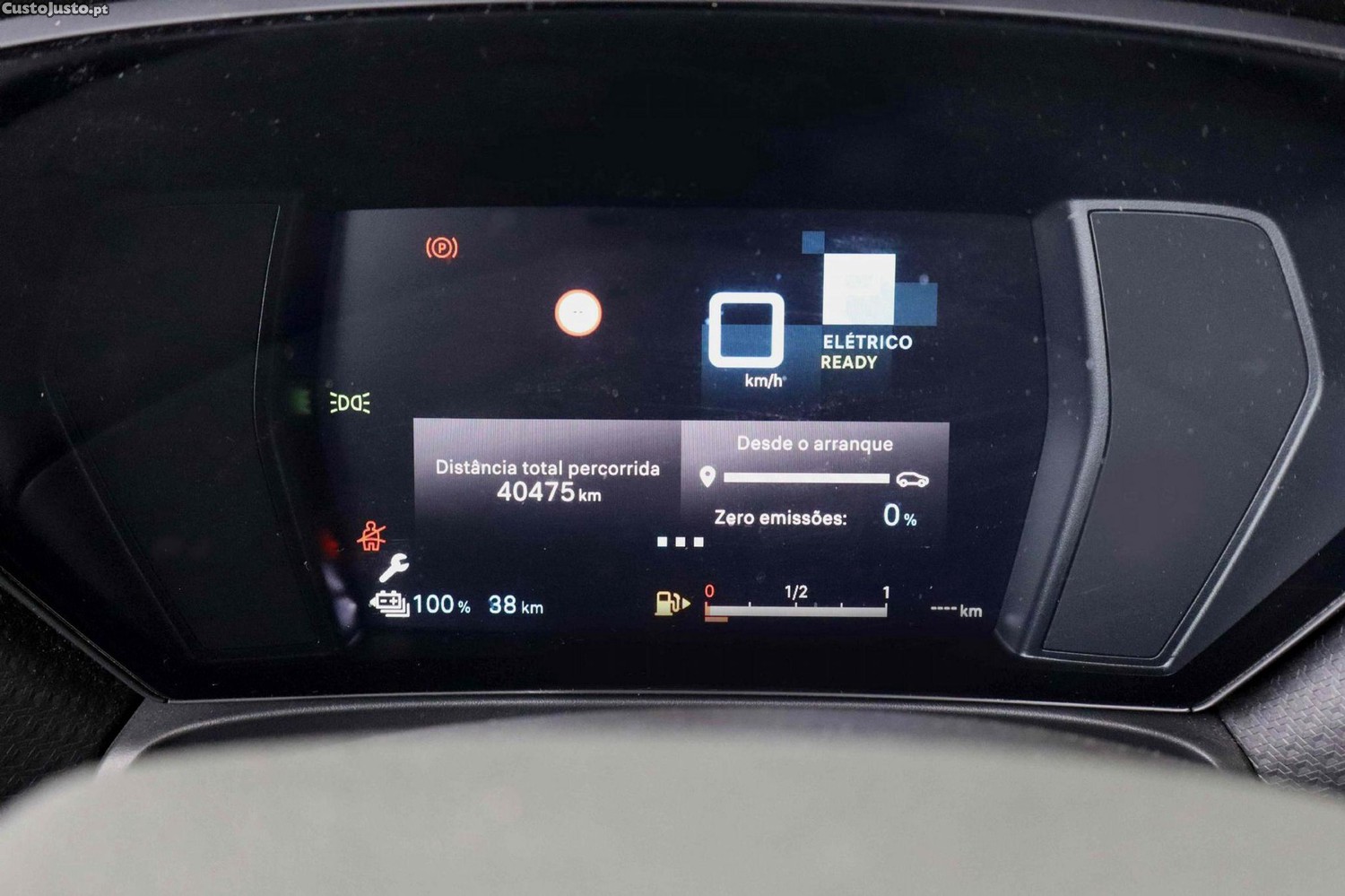 Citroën C5 X 1.6 Hybrid Feel Pack e-EAT8 — fotografia 16