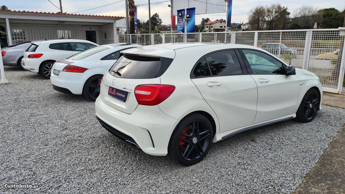 Mercedes-Benz A 45 AMG 4MATIC 360cv - 13 — photo 3