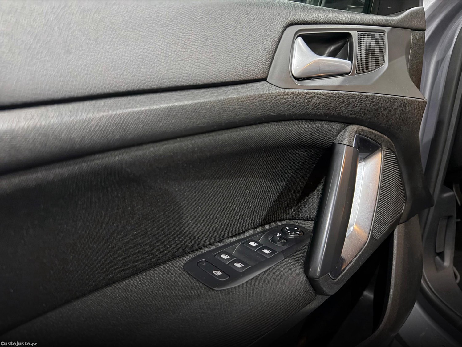 Peugeot 308 SW 1.6 BlueHDi Allure — fotografia 12