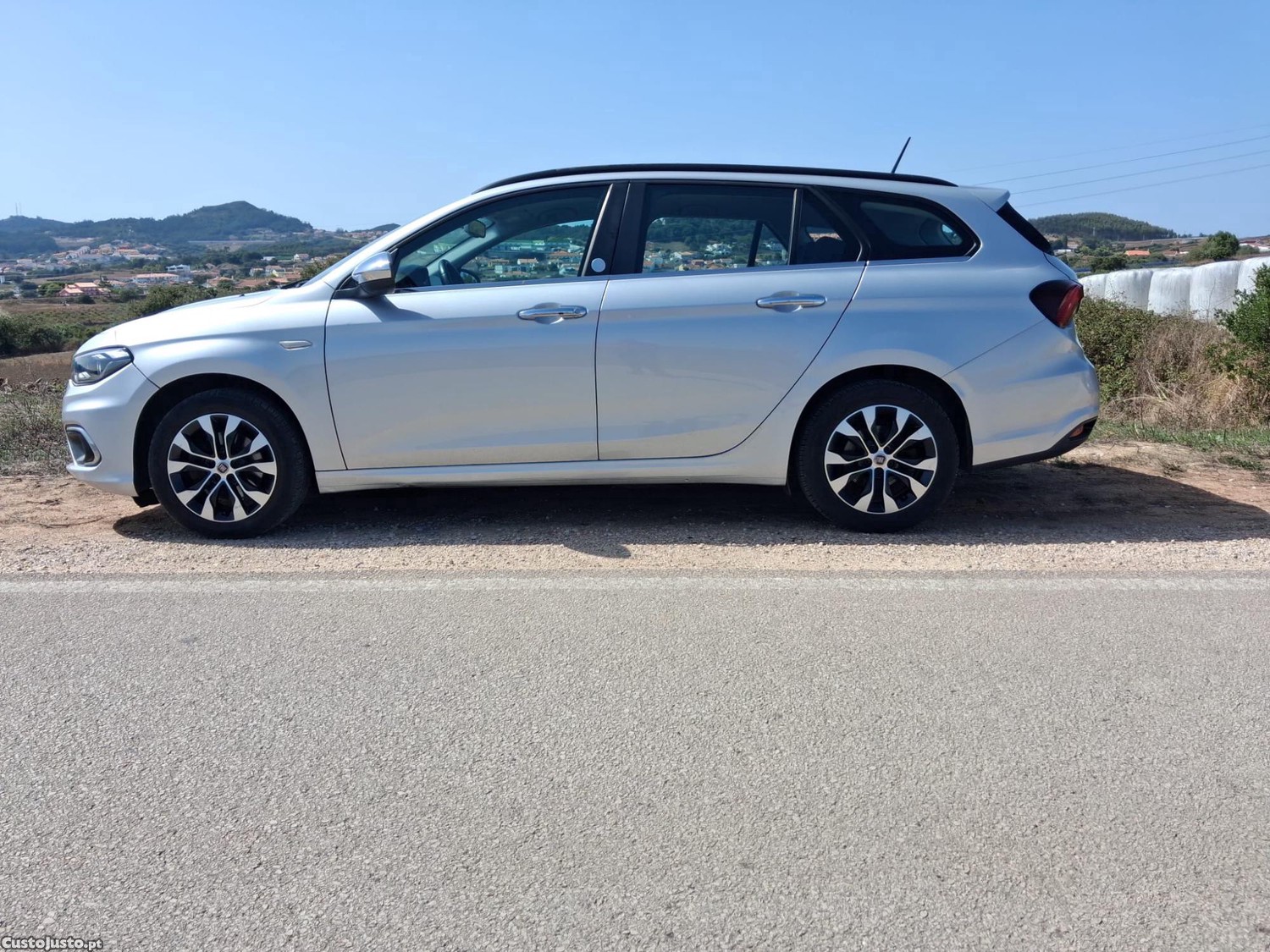 Fiat Tipo Mirror — photo 3