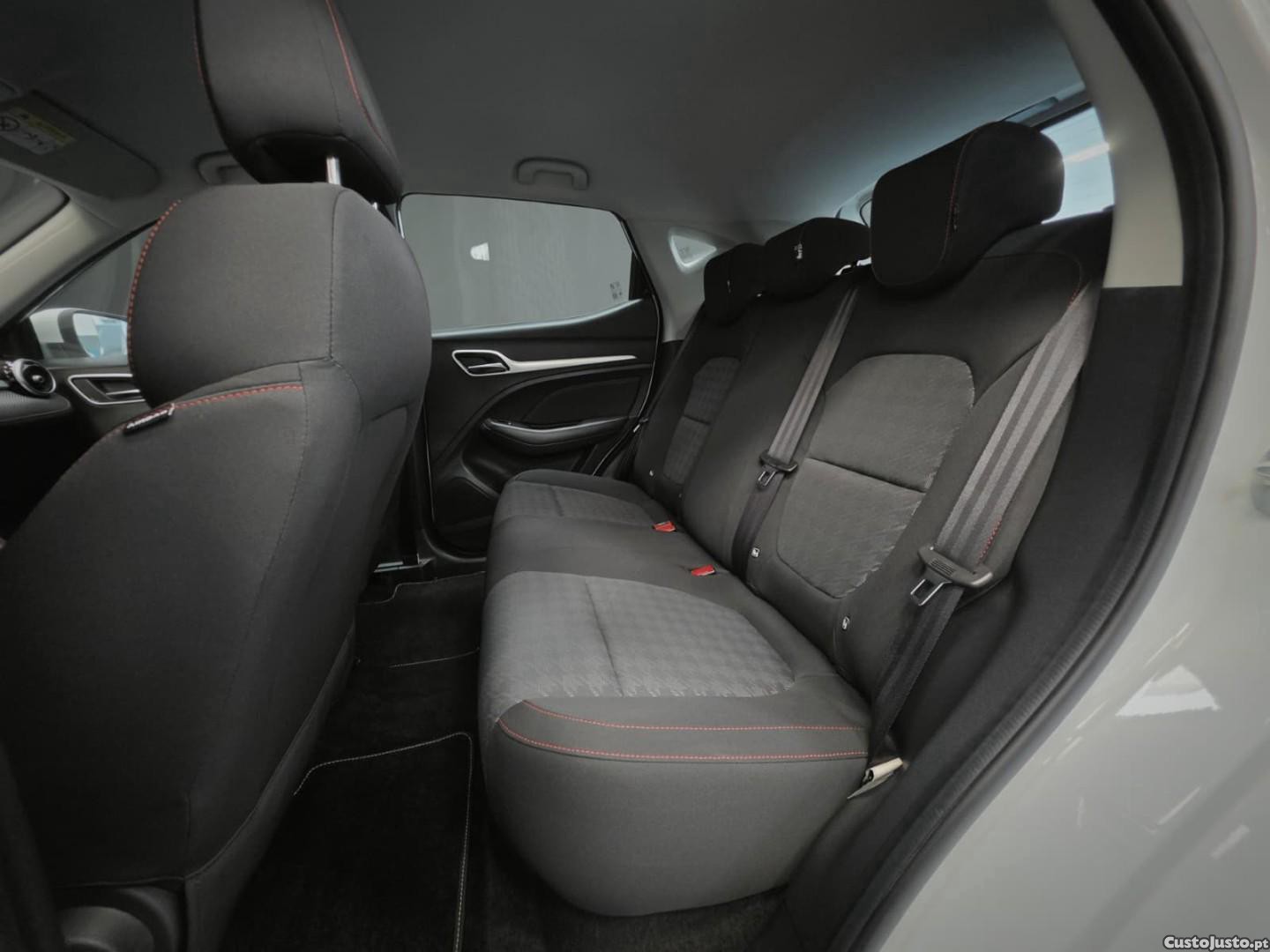 MG ZS EV 50.3 kWh Comfort — fotografia 3