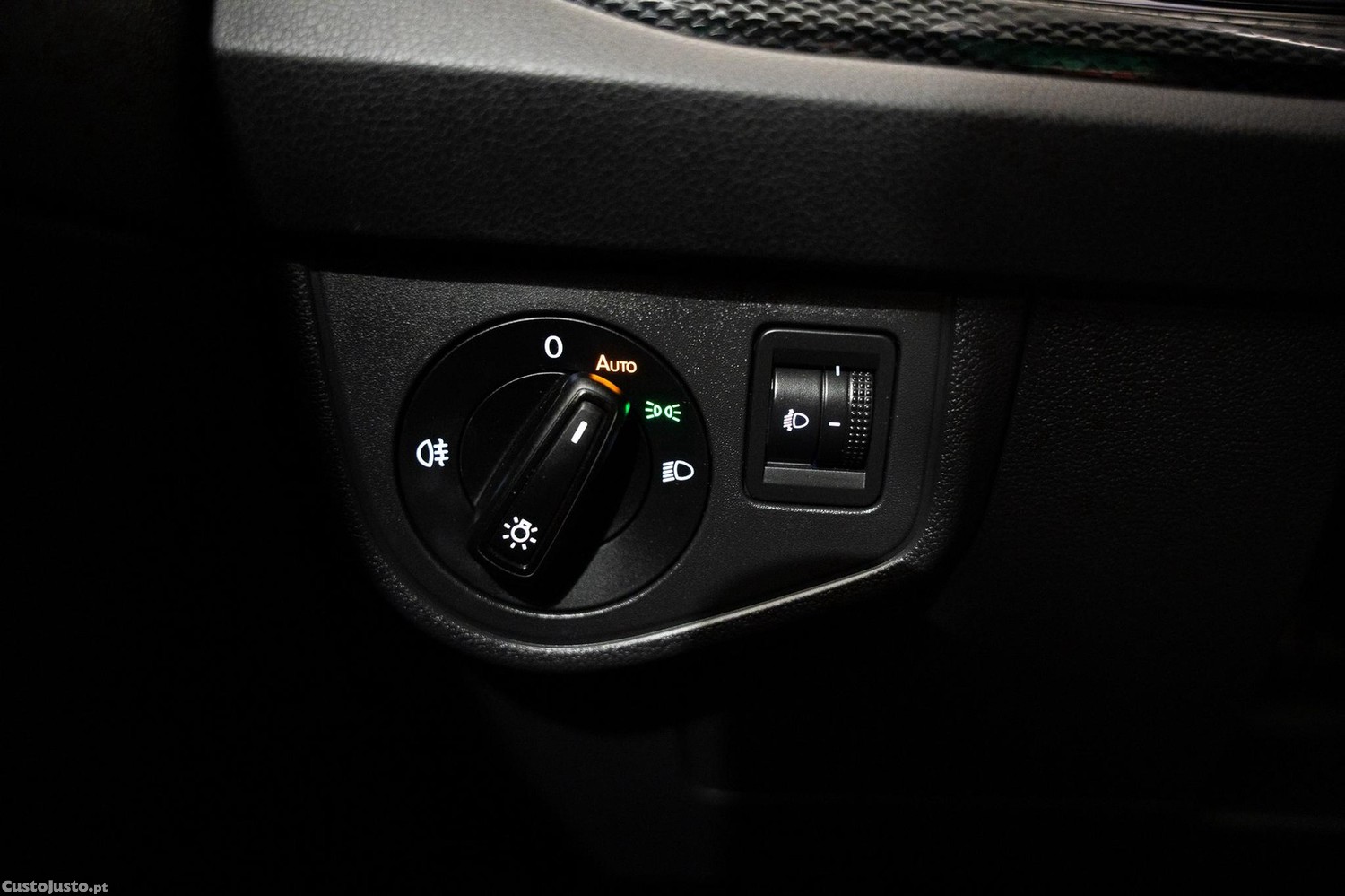 Volkswagen Taigo 1.0 TSI Life DSG — fotografia 9