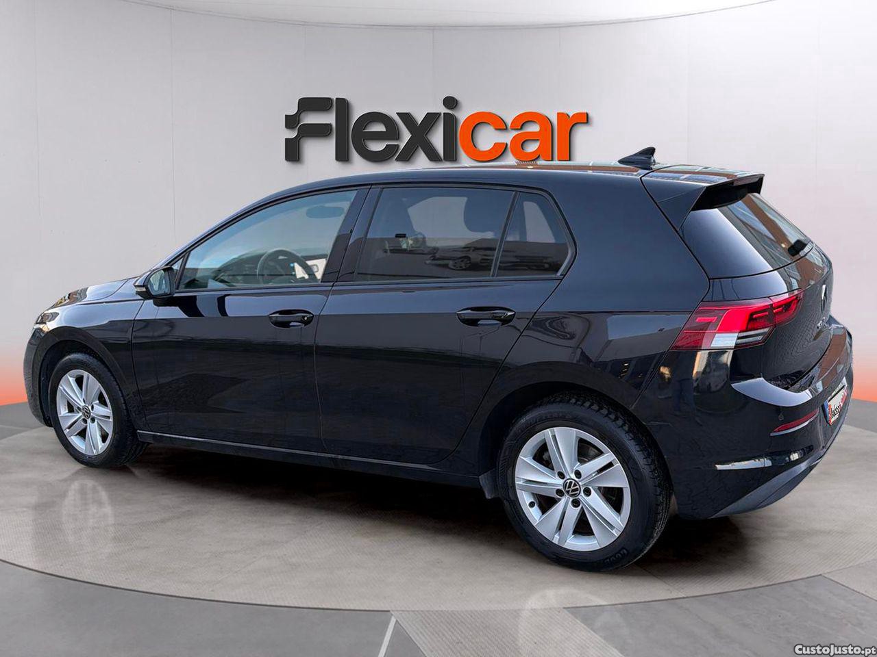 VW Golf 1.0 TSI Life - 21 — photo 5